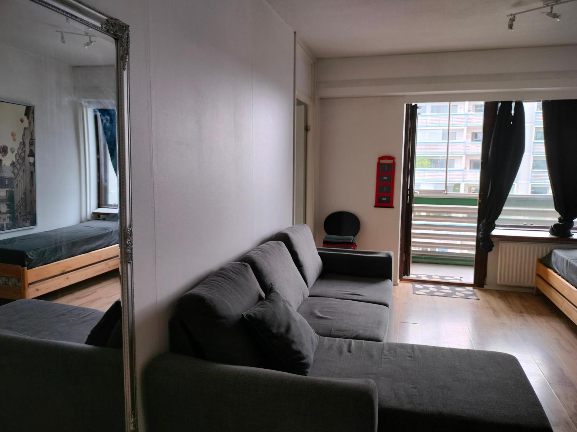 Apartment In Great Location ヘルシンキ エクステリア 写真