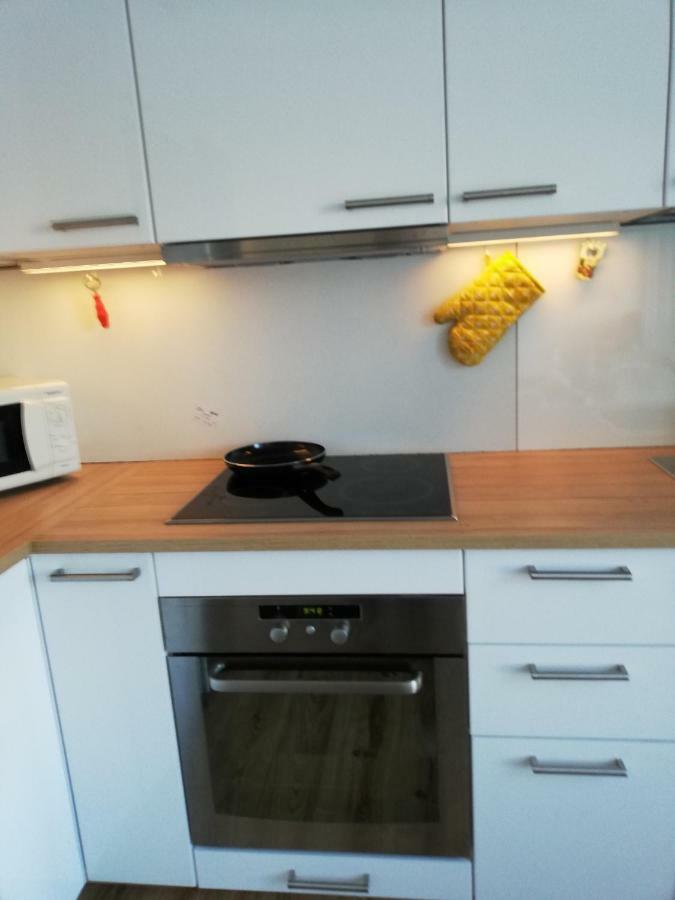 Apartment In Great Location ヘルシンキ エクステリア 写真